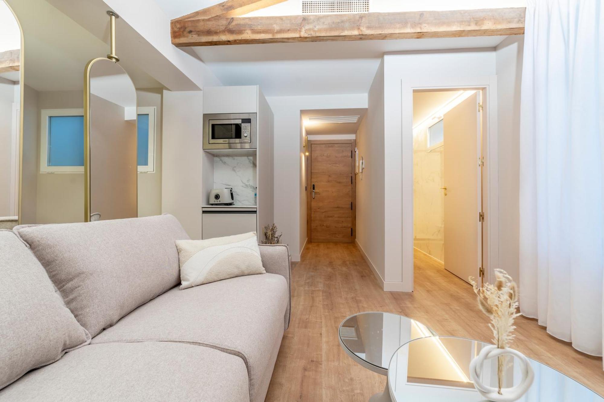 Ando Apartment